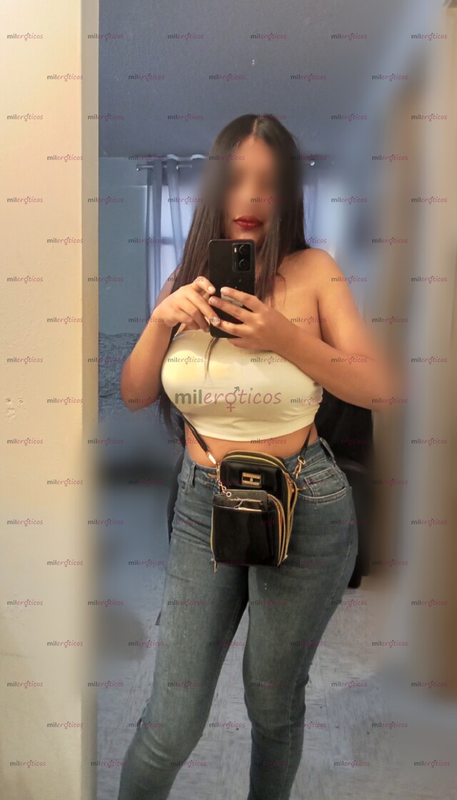 FOTOS DE LA PUTITA MAS COMPLACIENTE CONOCEME Y DISFRUTAME DE PIES A CABEZA PAPI