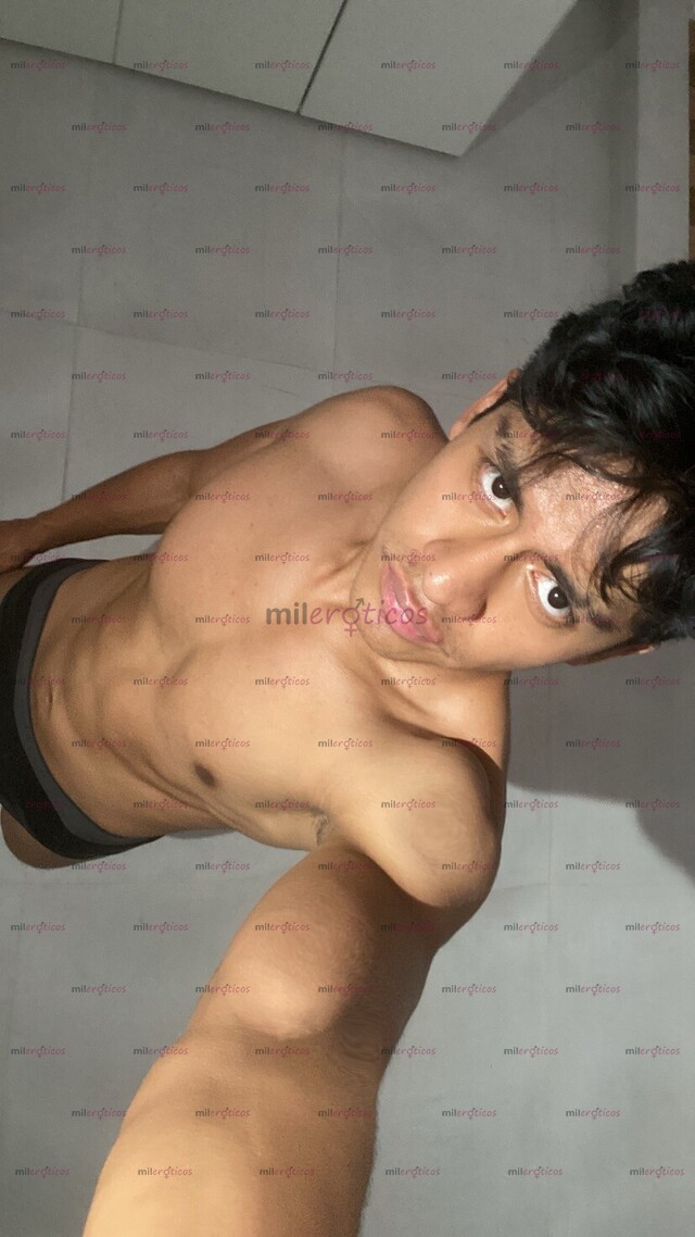 FOTOS DE CHICO ATLÉTICO 20 AÑOS NALGON Y DOTADO