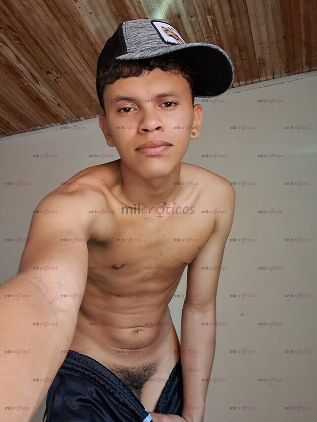 FOTOS DE CHICO BISEXUAL VERSÁTIL COSTEÑO COMPLACIENTE