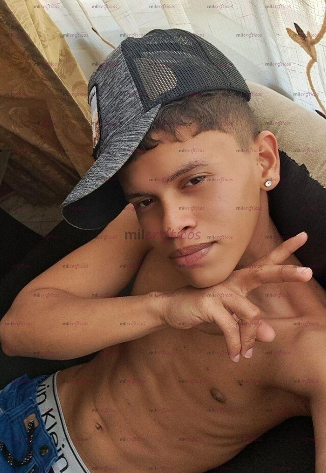 FOTOS DE CHICO BISEXUAL VERSÁTIL COSTEÑO COMPLACIENTE