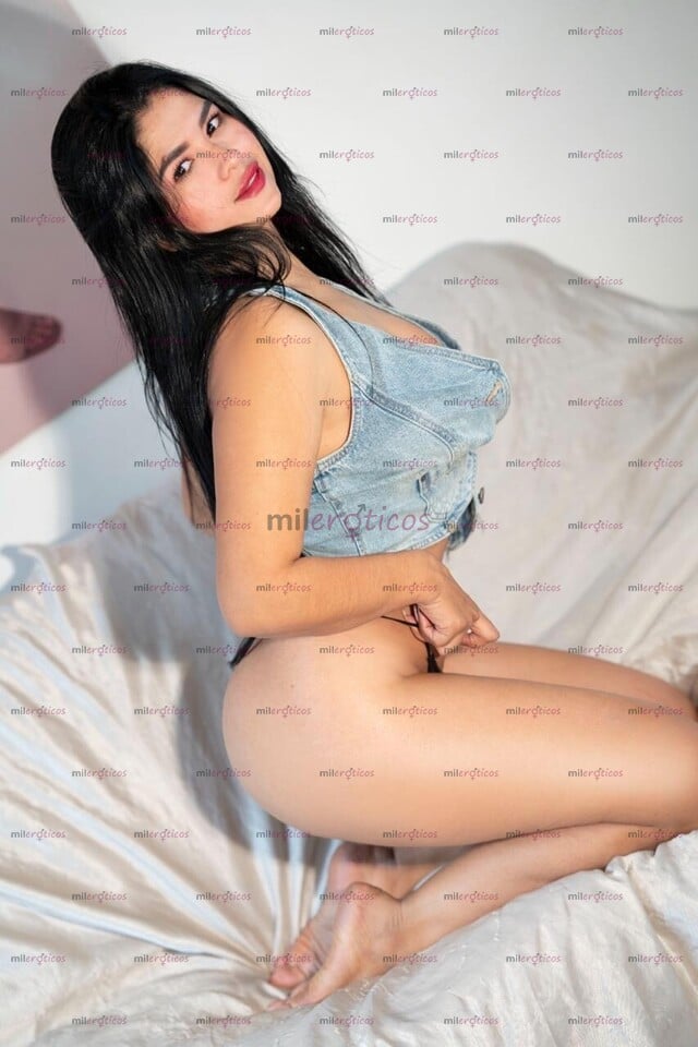 FOTOS DE TRIPLATO PARA QUE TENGAS LA MEJOR EXPERIENCIA. HERMOSA BLANQUITA PELINEGRA