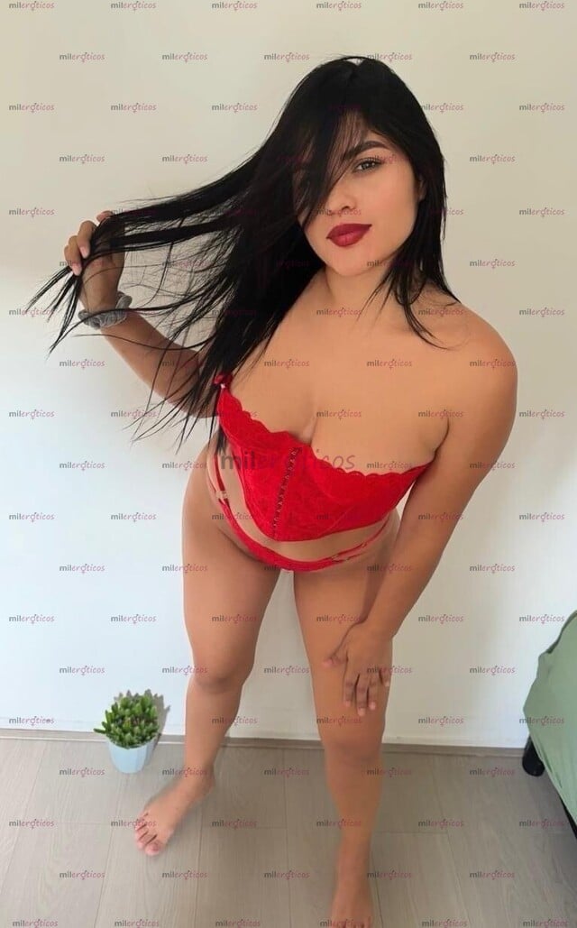 FOTOS DE TRIPLATO PARA QUE TENGAS LA MEJOR EXPERIENCIA. HERMOSA BLANQUITA PELINEGRA