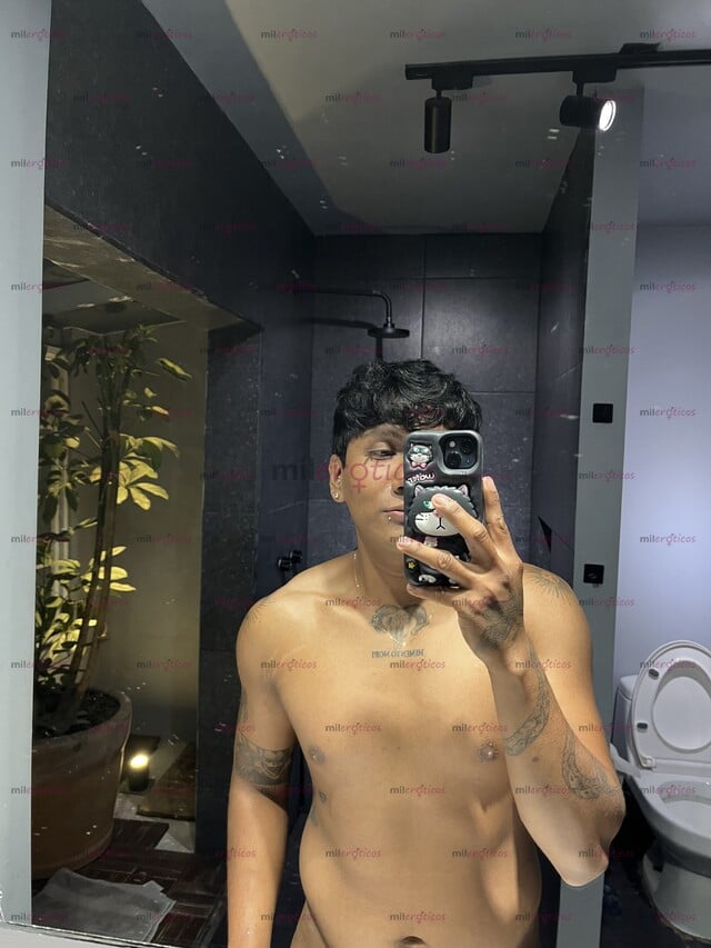 FOTOS DE SCORT GAY VERSÁTIL ACTIVO O PASIVO DISPONIBLE EN CDMX CENTRO Y ALREDEDORES