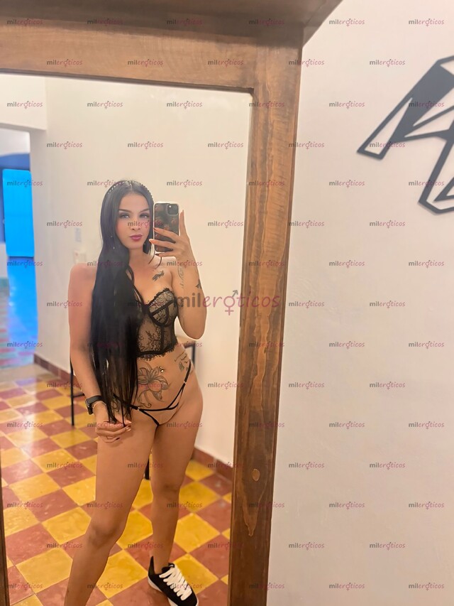 FOTOS DE DE NUEVO EN EL PAÍS ALISSON TU PELINEGRA FAVORITA CON TRATO DE NOVIOS REAL