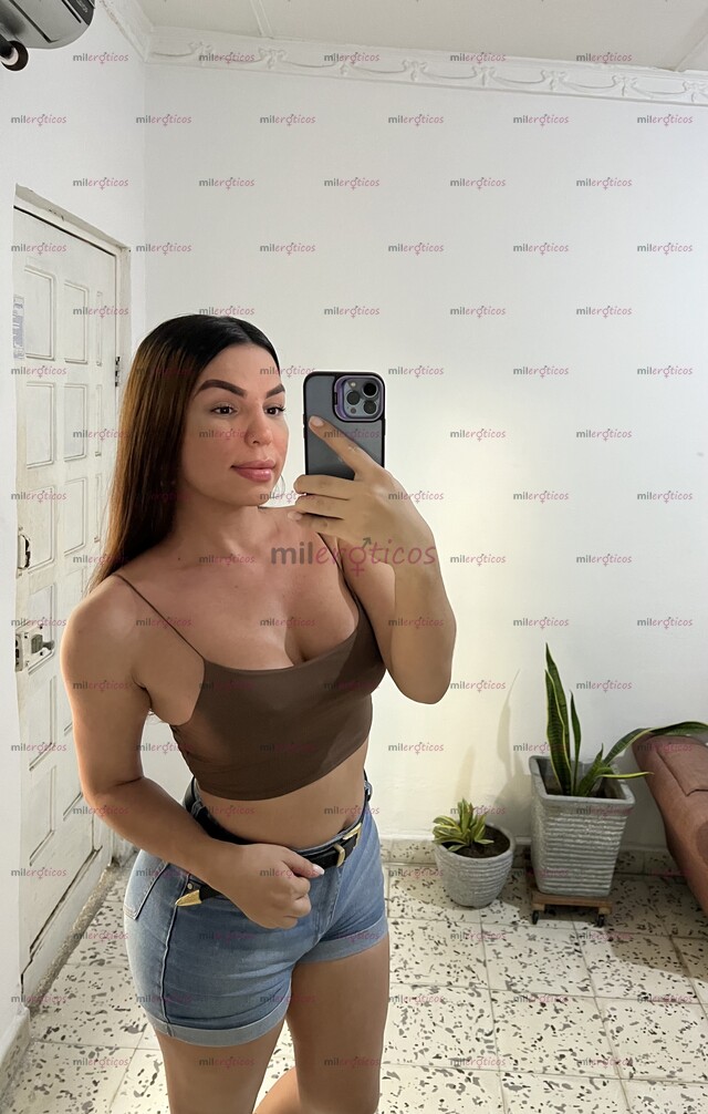 FOTOS DE HERMOSA TRANS DISPONIBLE PARA TI MUY FEMENINA EDUCADA Y BIEN CALIENTE