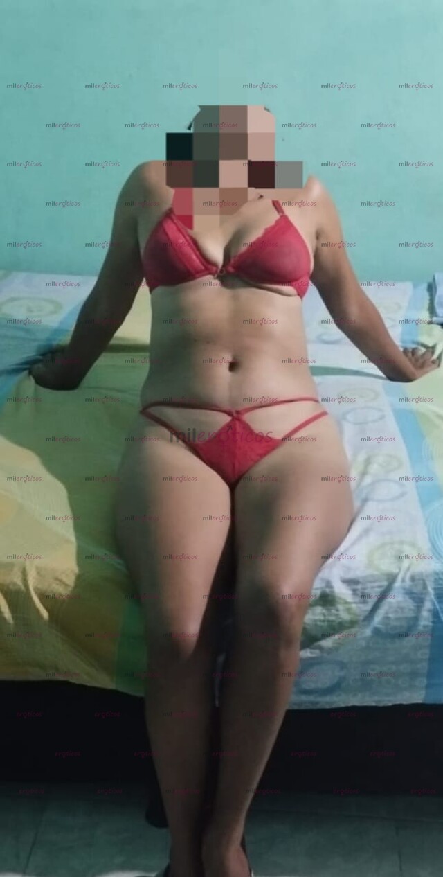 FOTOS DE HERMOSA MORENA DELGADA Y ARDIENTE DE SENOS RICOS Y TENTADORES