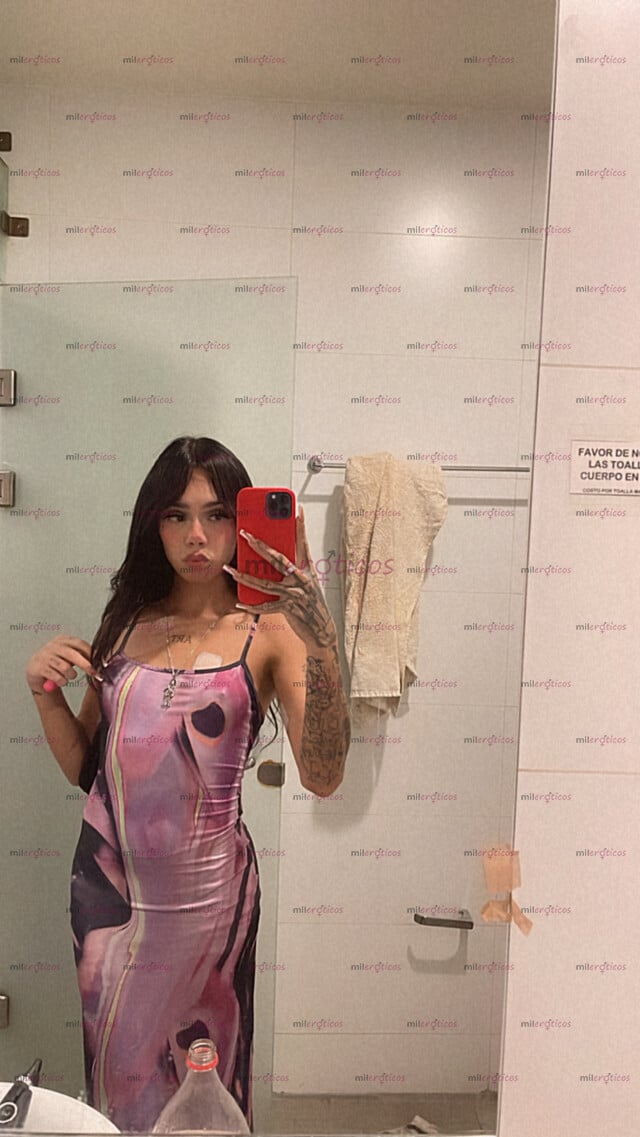 FOTOS DE HOLI SOY ZOÉ,FLAQUITA CALIENTE CON GANAS DE LECHE