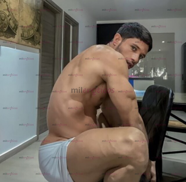 FOTOS DE SEXY COLOMBIANO PARA COMPLACERTE , LLÁMAME PARA PASARLA RICO