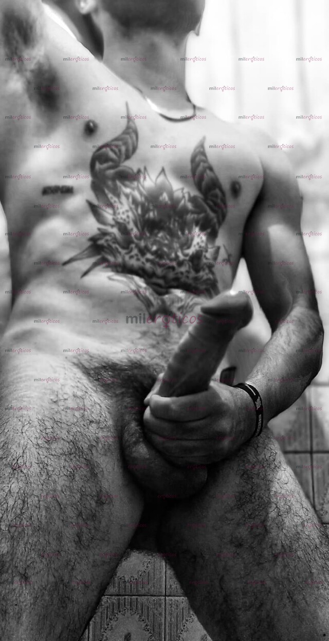 FOTOS DE LEÓN PITUDO LECHERO SEDUCTOR, AQUÍ ESTA LA VERGA QUE NECESITAS