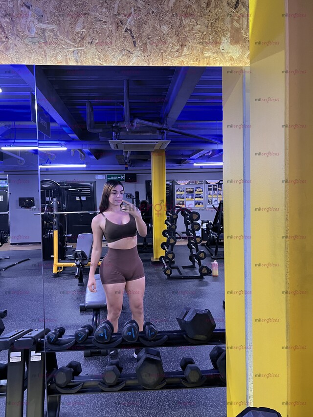 FOTOS DE HERMOSA TRANS DISPONIBLE PARA TI MUY FEMENINA EDUCADA Y BIEN CALIENTE