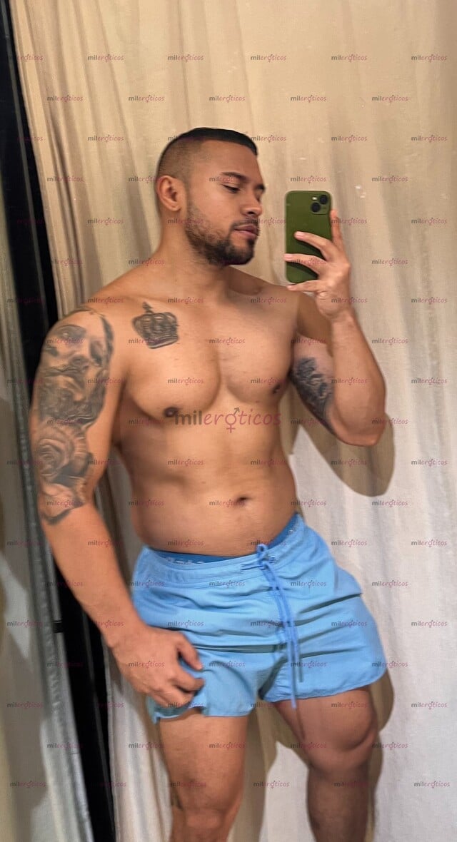 FOTOS DE POCOS DÍAS, MORENO MORBOSO . ESCRÍBEME Y LA PASAMOS RICO