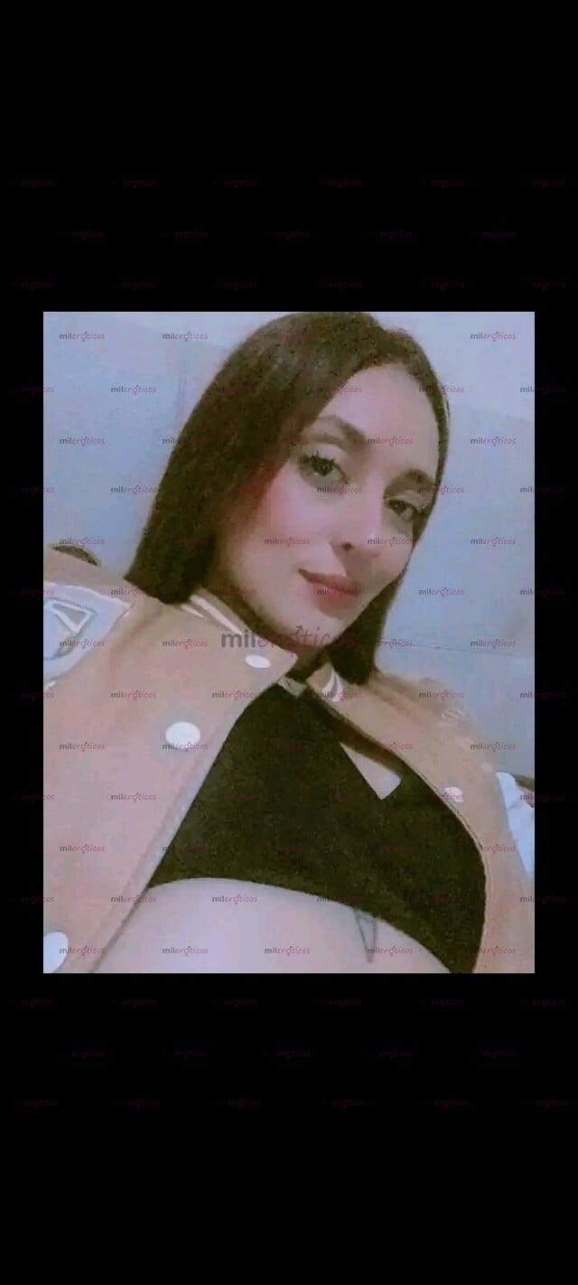 FOTOS DE CELESTE TATUADITA EXÓTICA DIVERTIDA MUY SEXI COMPLACIENTE