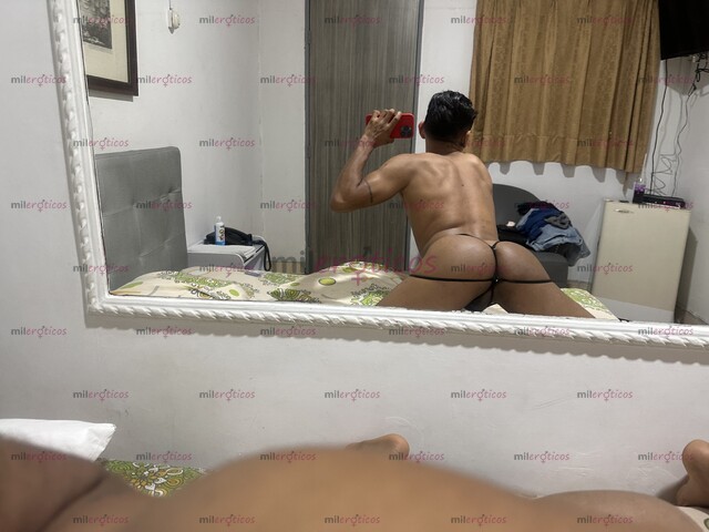 FOTOS DE TRAGÓN DELGADO SEDIENTO POR SER TU PERRA SUMISA