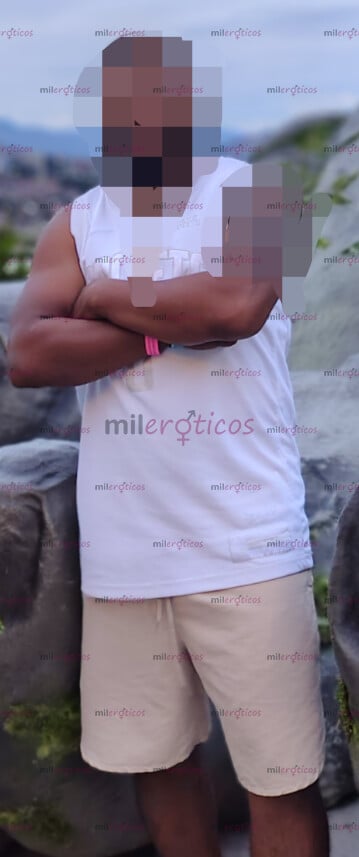 FOTOS DE RICA VERGA Y MANOS DE LUJURIA PARA COMPLACERTE SOLO DAMAS