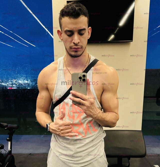 FOTOS DE CUMPLO FANTASÍA ACTIVO. FULL MORBO,GUARRO GUAPO, ALTO, CUERPO DE GYM