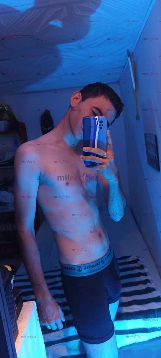 FOTOS DE CHICO CALIENTE DISCRETO, DISPONIBLE ACCESIBLE $ PARA TI