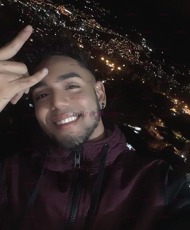 FOTOS DE FLACO BIEN VERGON Y BIEN CALIENTE PARA TI CONTÁCTAME