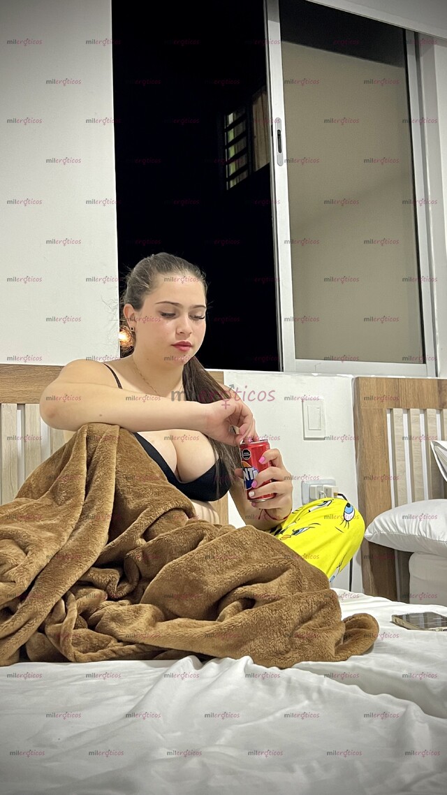 FOTOS DE SOY UNA CHICA LINDA Y EXTROVERTIDA DE PASO POR LA CIUDAD.