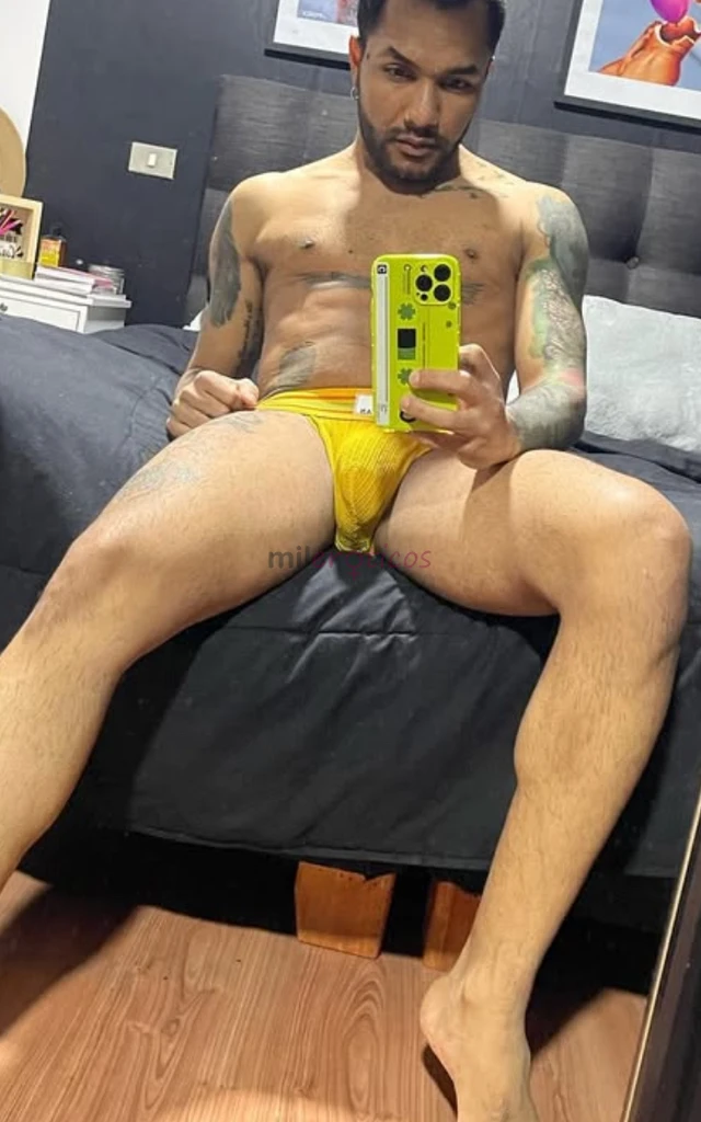 Hola q tal soy jesus soy chico moreno tatuado ojos cafe mido 1 71 caliente morboso dispuesto a cumplir tus fantasias y deseos tambien puedo ser tu nov...