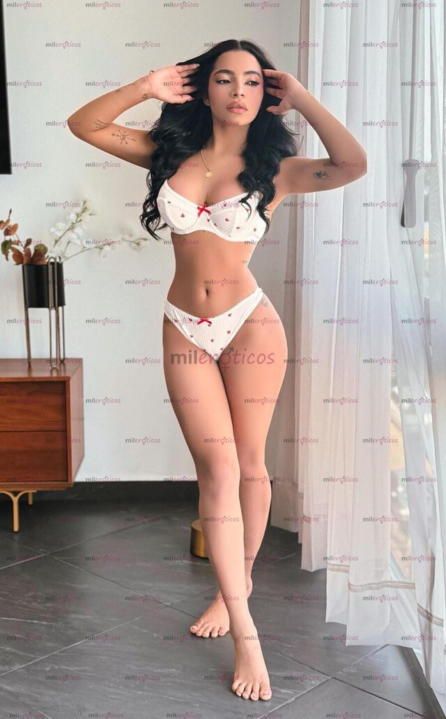 FOTOS DE JOVEN DELGADA NALGONCITA 20 AÑOS DISPONIBLE PARA TI