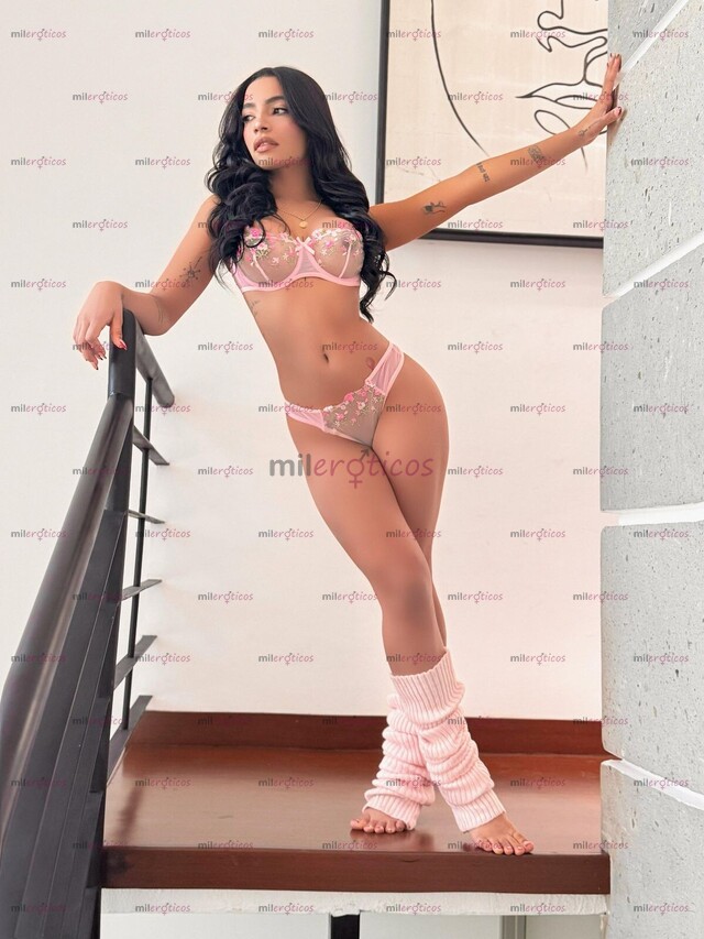 FOTOS DE JOVEN DELGADA NALGONCITA 20 AÑOS DISPONIBLE PARA TI