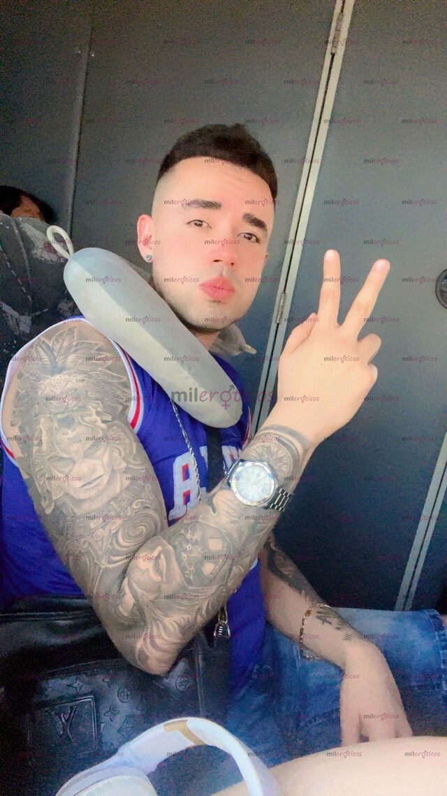 FOTOS DE JOVEN DE BUEN VER Y CON UN PENE GRANDE Y GRUESO PARA SATISFACER TUS NECESIDADES