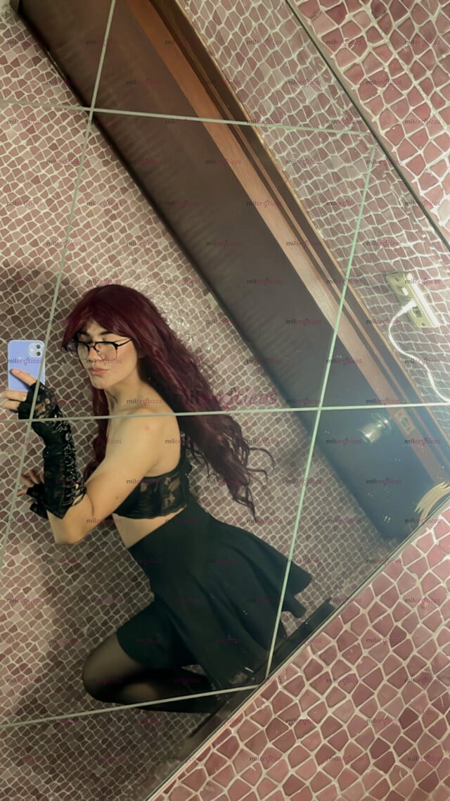 FOTOS DE NIÑA CECY TV BONITA, DELGADA, FEMENINA E INTER, BÁSICAMENTE EL SUEÑO DE TODO HOM