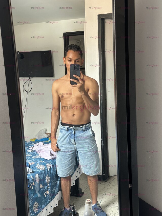 FOTOS DE JOVEN SUMISO BUENA COMPAÑIA DISPUESTO A DAR EL PLACER QUE BUSCAS