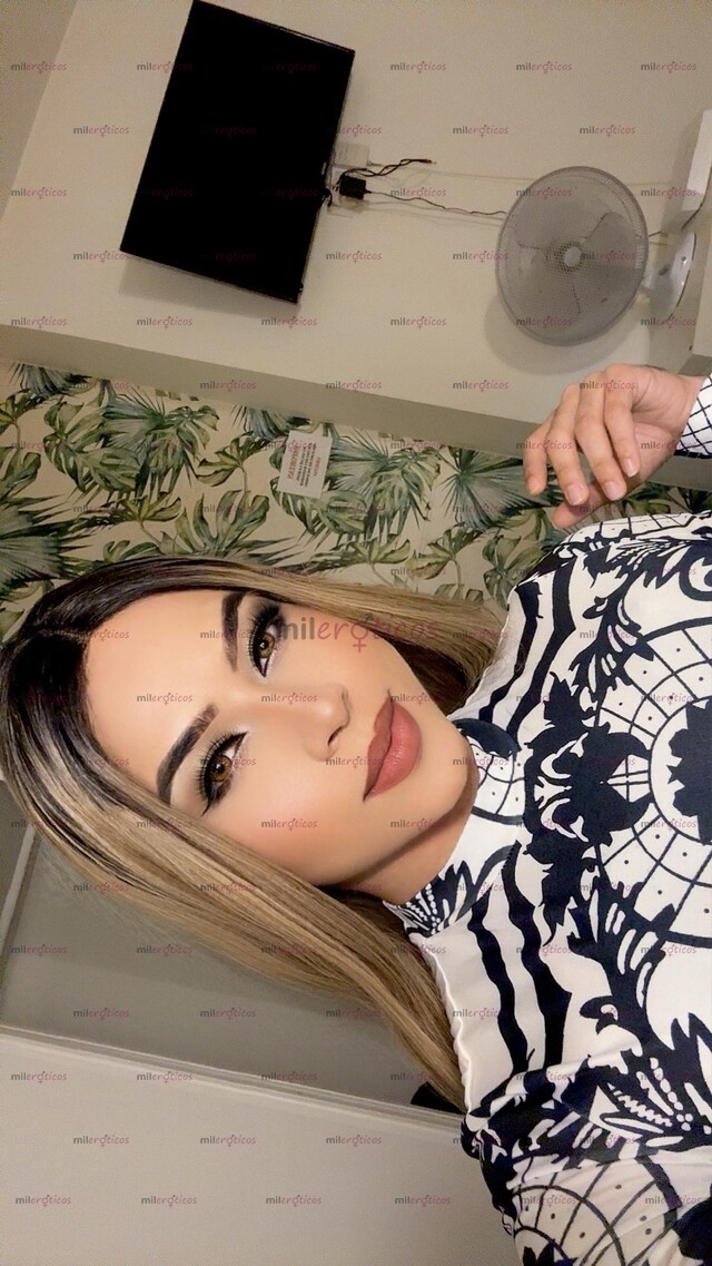 FOTOS DE TS KARLA PARTY UNA HERMOSA BEBÉ NATURAL