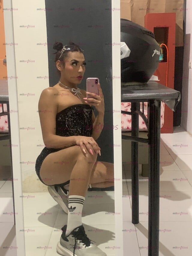 FOTOS DE MUÑEQUITA DE TODOS, JUGUETITO NADIE, SOY TODO LO QUE TÚ BUSCAS