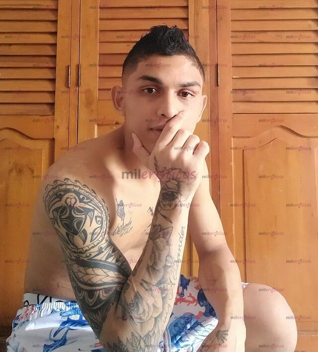 FOTOS DE POLLO VERGON EN LA CIUDAD RELAJADO SIN AFANES FIESTERO MASCULINO APTO DISPONIBLE