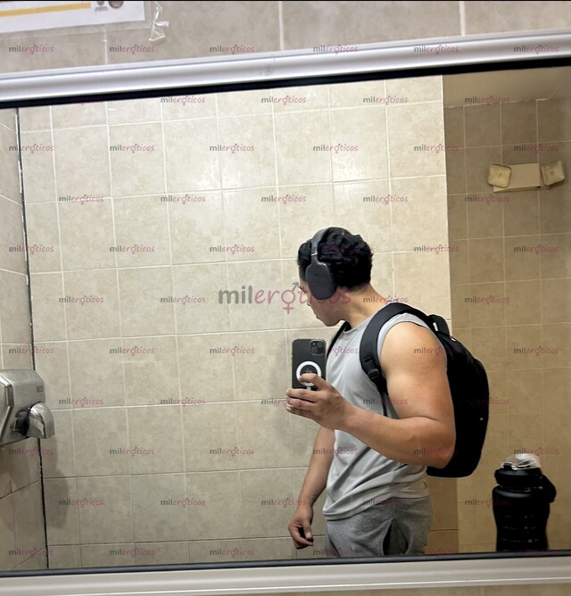 FOTOS DE NUEVO EN TU CIUDAD ! CHICO ATLÉTICO LISTO PARA COMPLACERTE