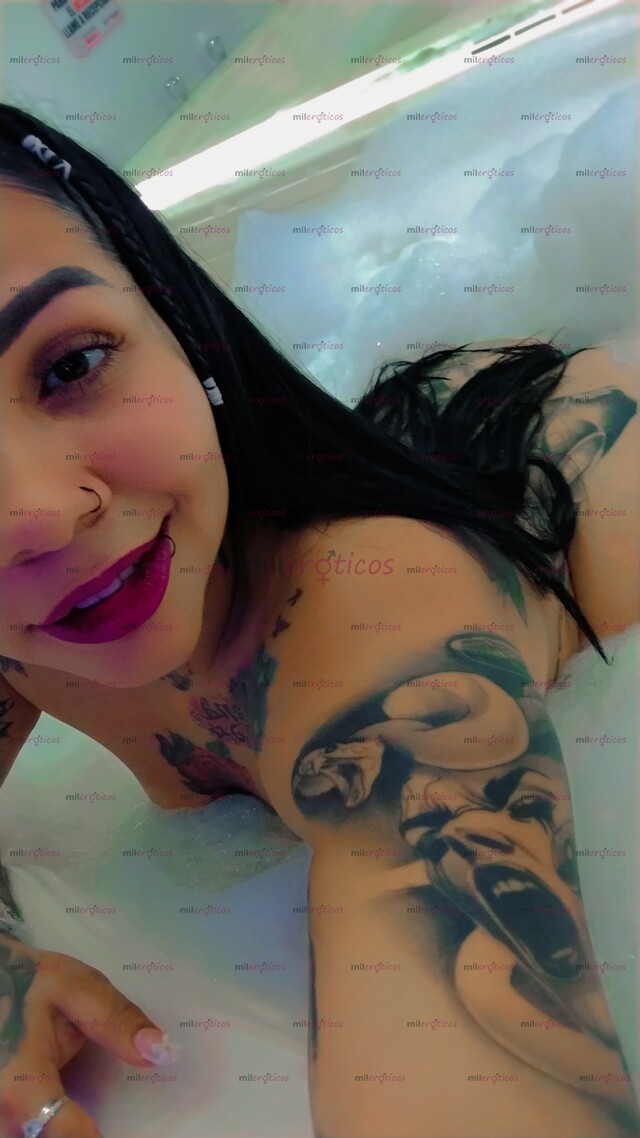 FOTOS DE VEN POR TU PERRITA CON GANAS DE LECHE EN MIS TETAS Y CULO