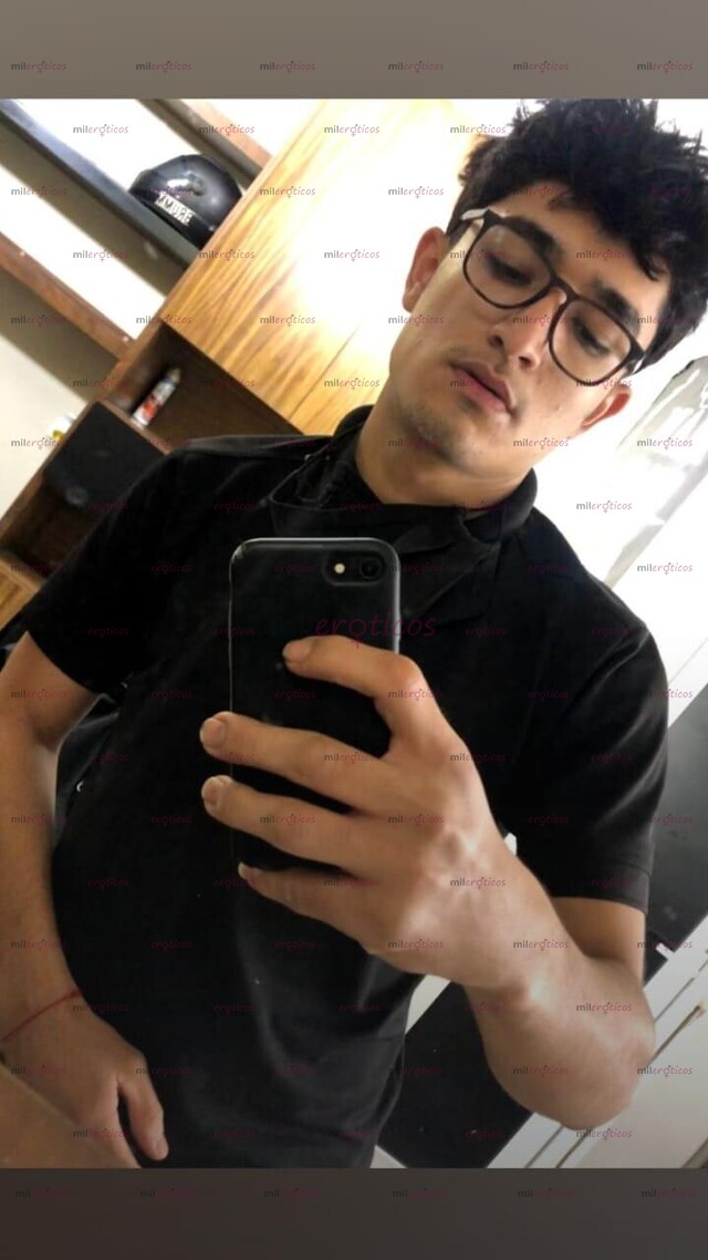 FOTOS DE BISEXUAL ATRACTIVO PARTICIPO EN TRIOS CONTACTAME VIA WHATSAPP