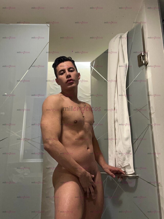 FOTOS DE CHICO CALIENTE Y COMPLACIENTE MEXICANO,VERSÁTIL PARA MAYOR PLACER