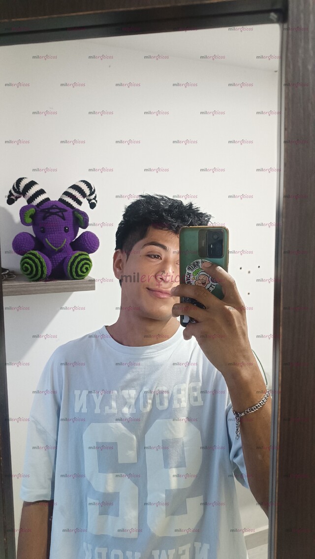 FOTOS DE UN CHICO SERIO, VARONIL, DISCRETO, DIVERTIDO. (PASIVO)