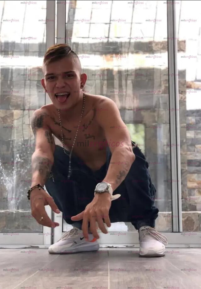 FOTOS DE HOLA SOY SEBASTIAN VENGO A DARTE UN BUEN RATO DE PLACER