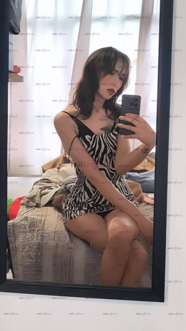 FOTOS DE VAL CHICA TRANS MUY FEMENINA, ALTA, NALGONA, DELGADA Y MUY COMPLACIENTE