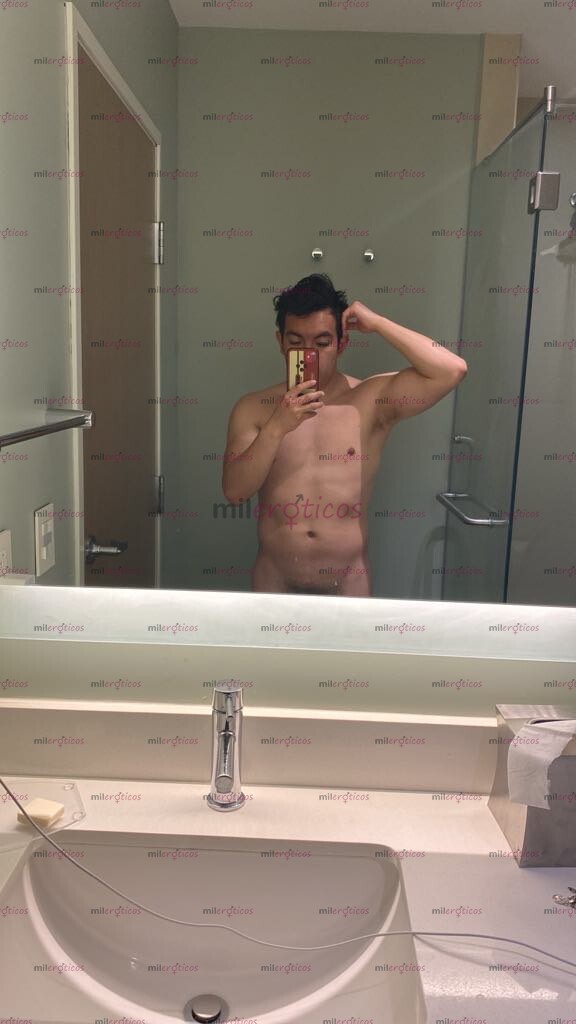 FOTOS DE JOVEN CHICO DISPUESTO A CUMPLIR TUS FANTASIAS.