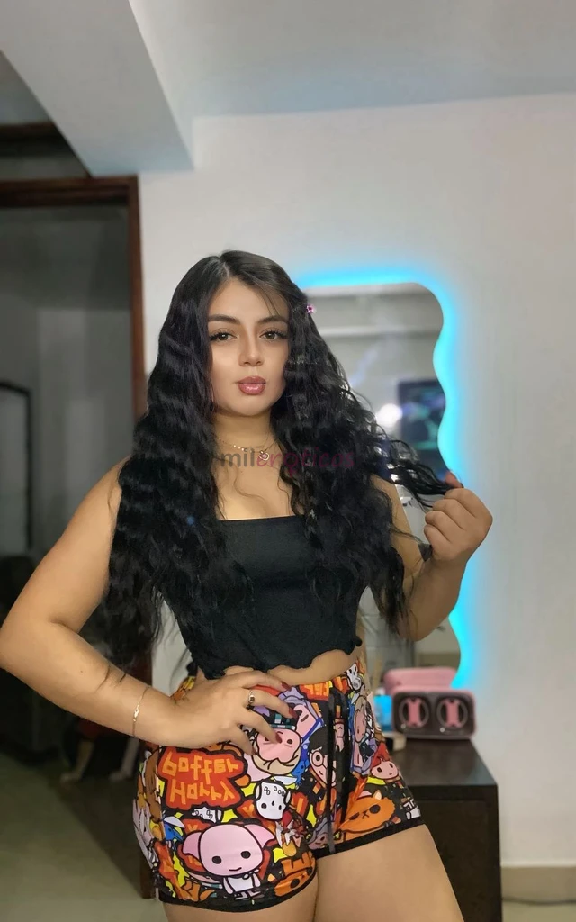 Hola carino soy ivonne carismatica que esta aqui para consentirte y brindarte un buen servicio delicioso conmigo experimentaras un encuentro intimo y...