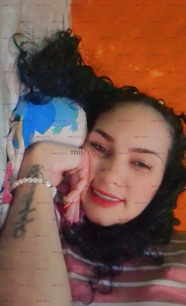 FOTOS DE ANAIS UNA LINDA FLACA DE 23 AÑOS PRIMERA VEZ EN EL AMBIENTE