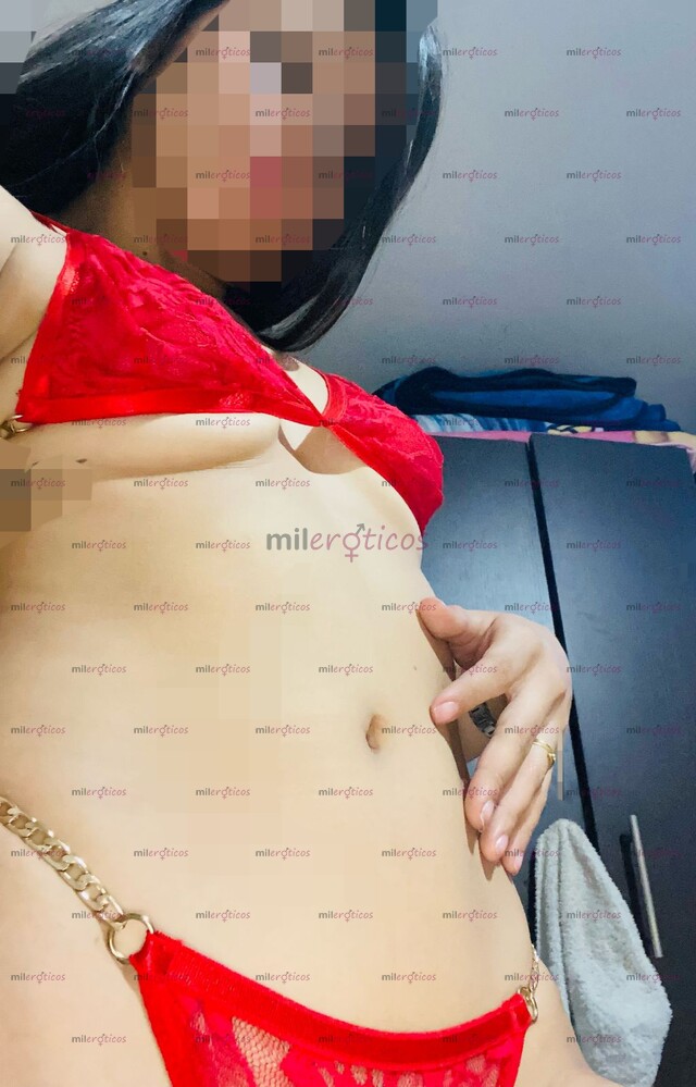 FOTOS DE CALIENTE JOVENCITA COLOMBIANA DISPUESTA A COMPLACER TODAS TUS FANTASIAS SEXUALES