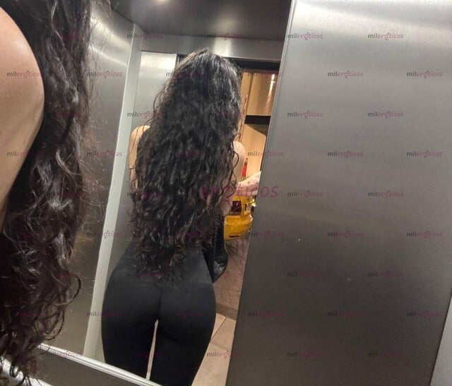 FOTOS DE SASHA MONTENEGRO 21 AÑOS TE TRATO COMO MI NOVIO REALES BESOS CARICIAS