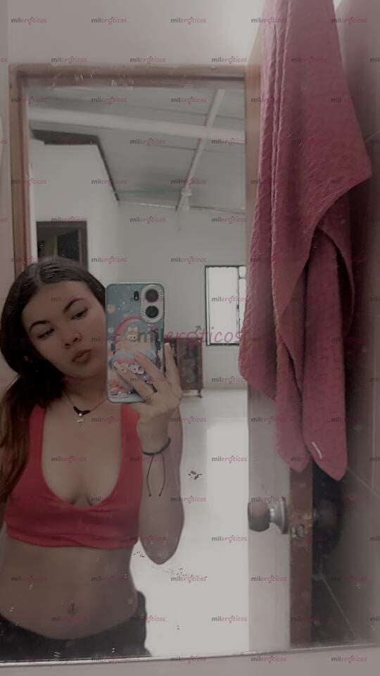 FOTOS DE 18 AÑITOS DIVINA COLOMBIANA CUERPO NATURAL HERMOSA DISPONIBLE