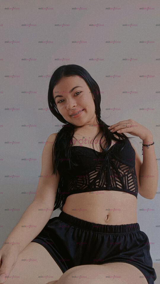 FOTOS DE SOY NATALY UNA HERMOSA COLOMBIANA CON CUERPO NATURAL 18 AÑOS