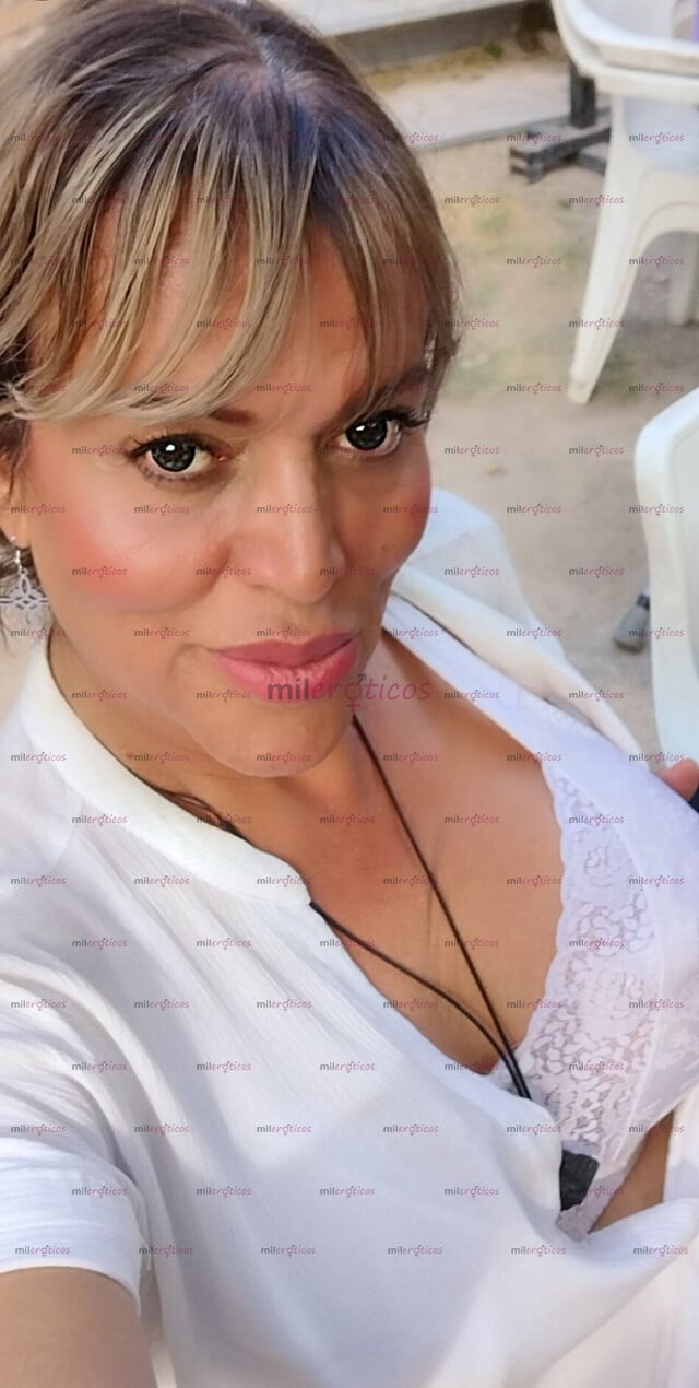 FOTOS DE LA UNICA ACOPLADA Y OBEDIENTE COMPROBADA POR MIS CLIENTES FRECUENTES