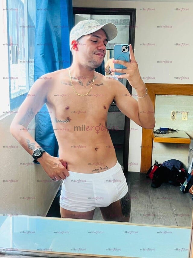 FOTOS DE VERGON 22 CM NUEVO EN LA CIUDAD MORENO FLACO Y TATUADO PARA DARTE PLACER