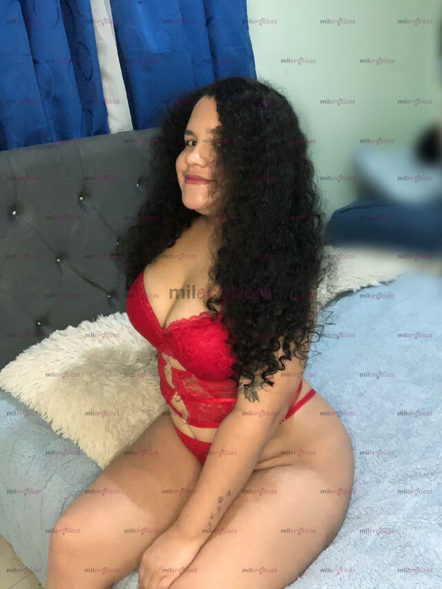 FOTOS DE CARA ANGELICAL PERO DIABLA AL FOLLAR SCROT MOJADITA PARA TI VEN GOZA RICO