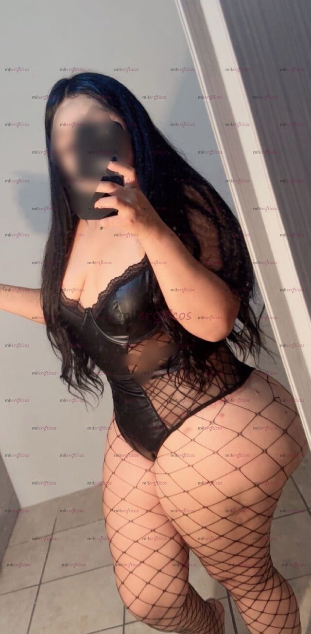 FOTOS DE HOLA MI AMOR ESTOY PARA COMPLACERTE LAS VECES QUE QUIERAS Y PASAR UN RICO RATO