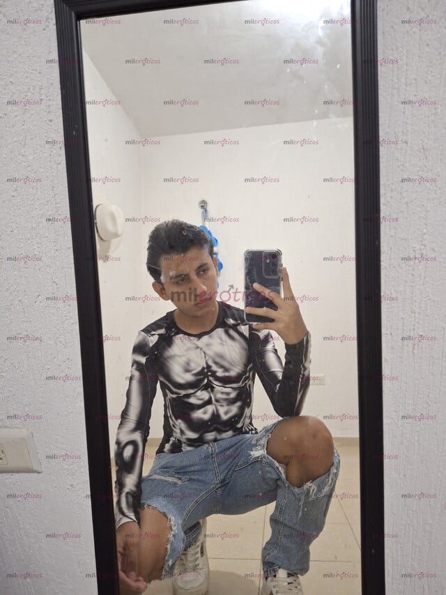 FOTOS DE CHICO LINDO GUAPO Y SEXY EN TU CIUDAD Y MAMADOR